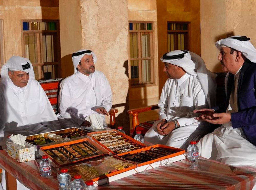 HE Sheikh Abdulaziz bin Thani Al Thani, CEO of QMC, during his visit to the Liwan Program (Qatar TV) , which is located in Lusail City.
