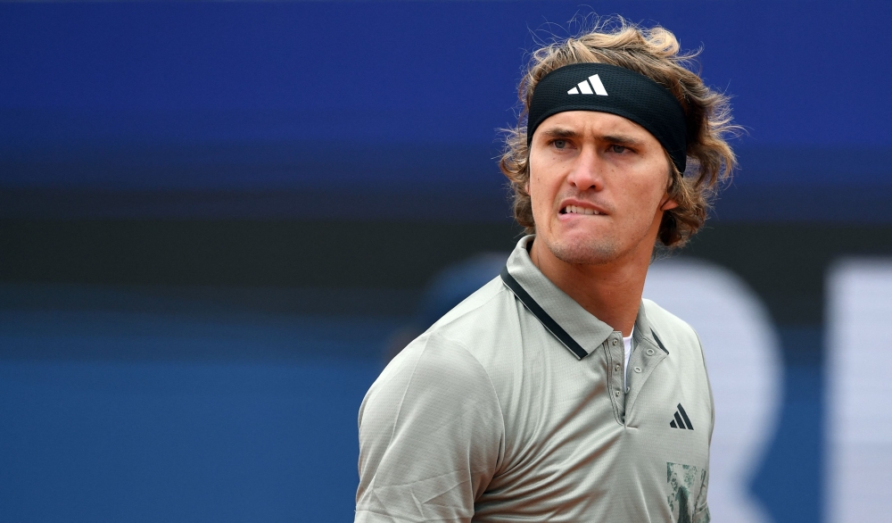 Germany's Alexander Zverev reacts as he plays against Australia's Christopher O'Connell during the second round match at the ATP Tennis Open in Munich, southern Germany, on April 20, 2023. Photo by Christof STACHE / AFP