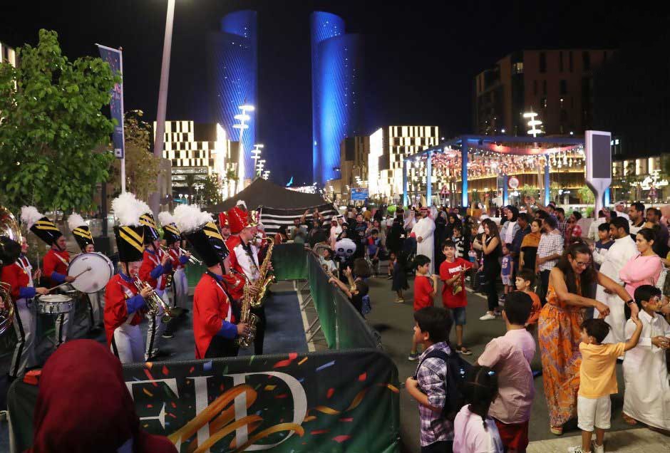 Visitors at the Lusail Boulevard during the Eid Al Fitr celebrations. (QNA)