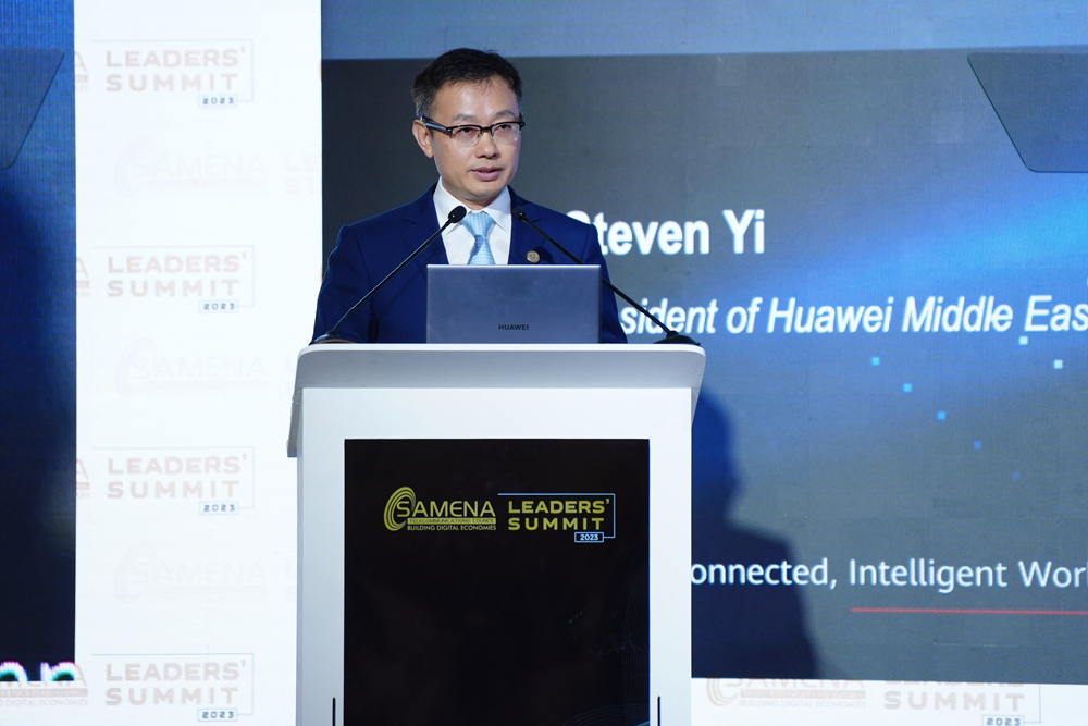 Steven Yi, President of Huawei Middle East and Central Asia, delivering the opening keynote at SAMENA Leaders’ Summit 2023
