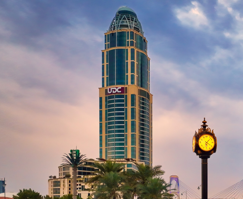 UDC representatives receiving the award from Roger Wolens Founder, CEO of the Green World Organization.