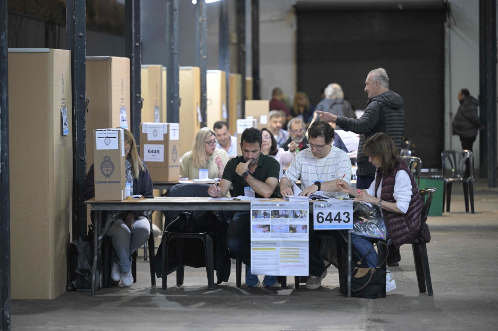 Partial view of a polling station in Tigre, Buenos Aires, during the Argentine presidential election on October 22, 2023. (Photo by Juan Mabromata / AFP)
