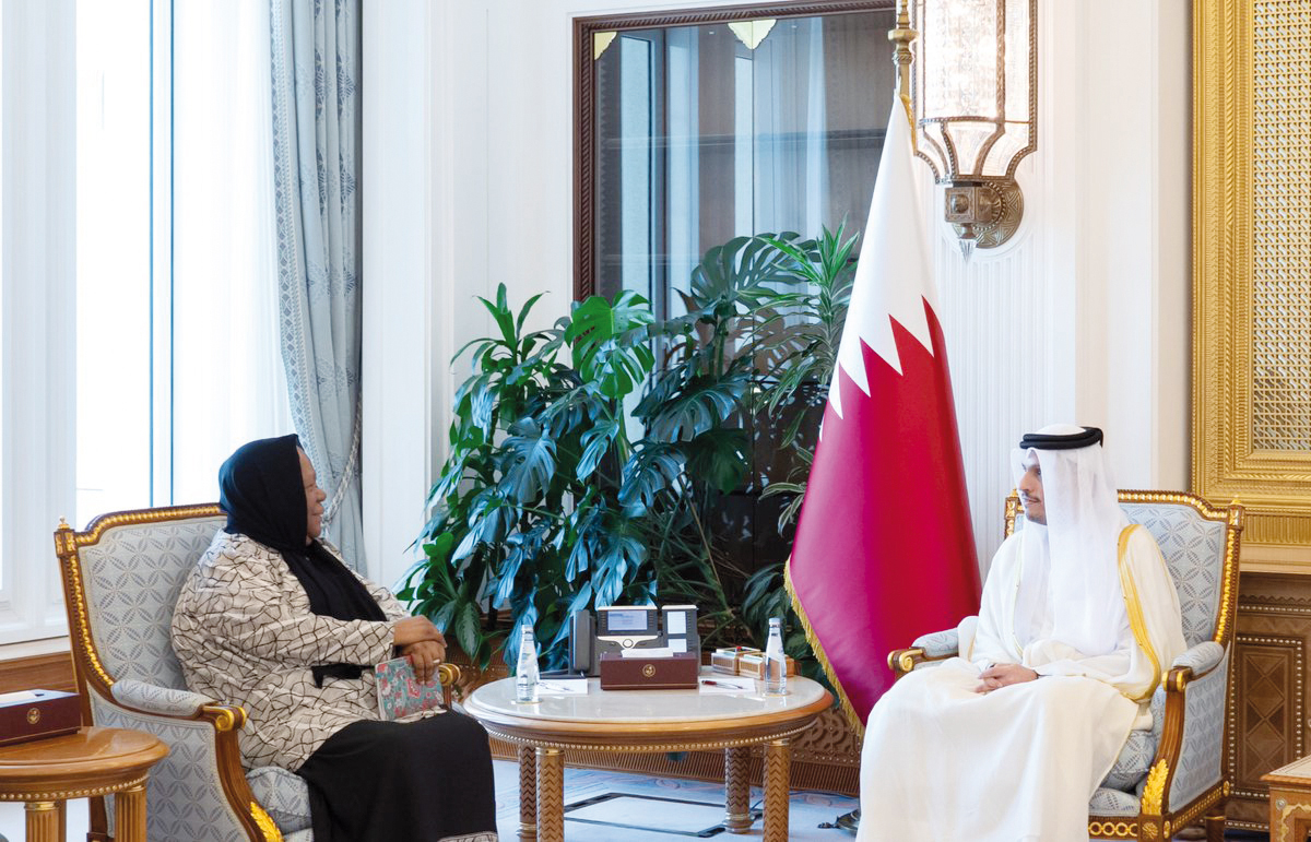 Prime Minister and Minister of Foreign Affairs H E Sheikh Mohammed bin Abdulrahman bin Jassim Al Thani meeting South Africa's Minister of International Relations and Cooperation H E Dr. Naledi Pandor at the Amiri Diwan yesterday.
