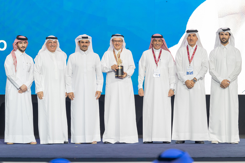 The Minister of State for Energy Affairs and the President and CEO of QatarEnergy H E Saad Sherida Al Kaabi and other officials along with Hamad Rashid Al Mohannadi.