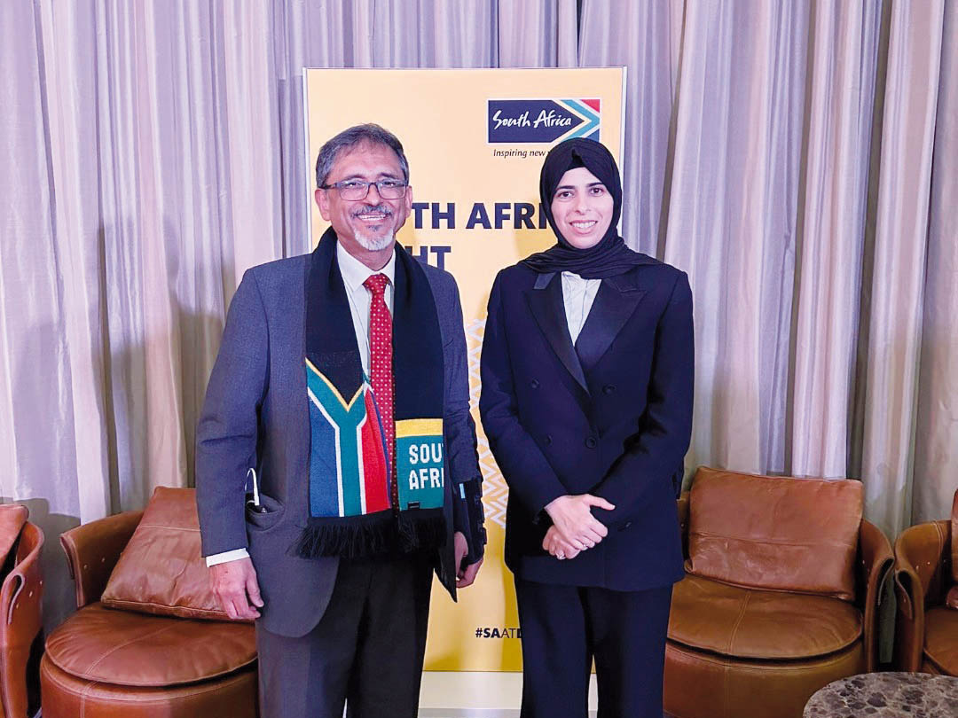 Minister of State for International Cooperation at the Ministry of Foreign Affairs H E Lolwah bint Rashid Al Khater with the Minister of Trade, Industry and Competition of the Republic of South Africa, H E Ebrahim Patel in Davos, yesterday.