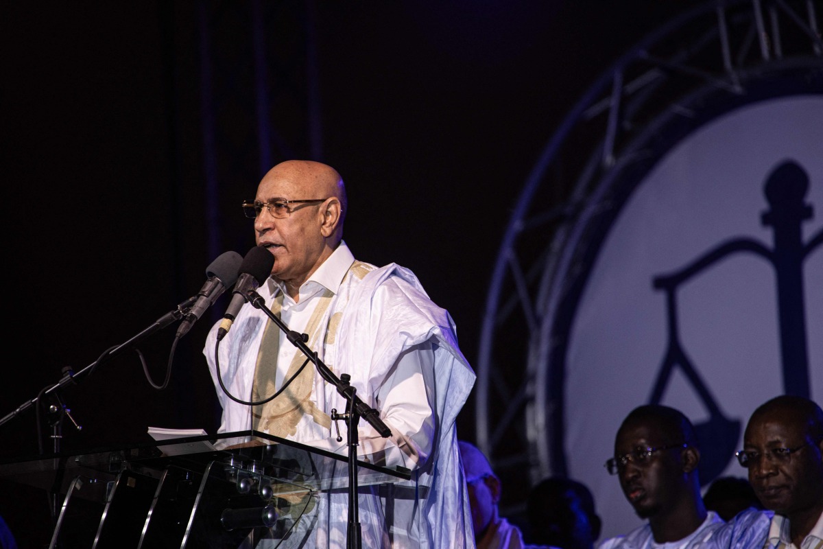 Mauritanian President and leader of the Union for the Republic Mohamed Ould Ghazouani addresses supporters during the final campaign rally in Nouakchott on June 27, 2024. (Photo by MED LEMINE RAJEL / AFP)
