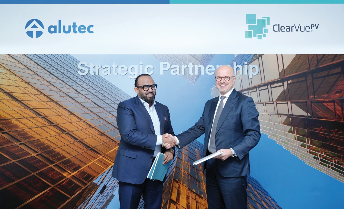 Suraj Thampi, Group Chief Executive Officer (CEO) of Alutec, and Martin Deil, Global CEO of ClearVue Technologies, during the agreement signing.