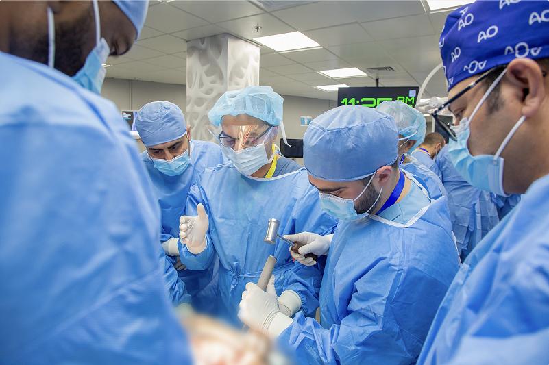 Aspetar's experts explaining the techniques during the course.