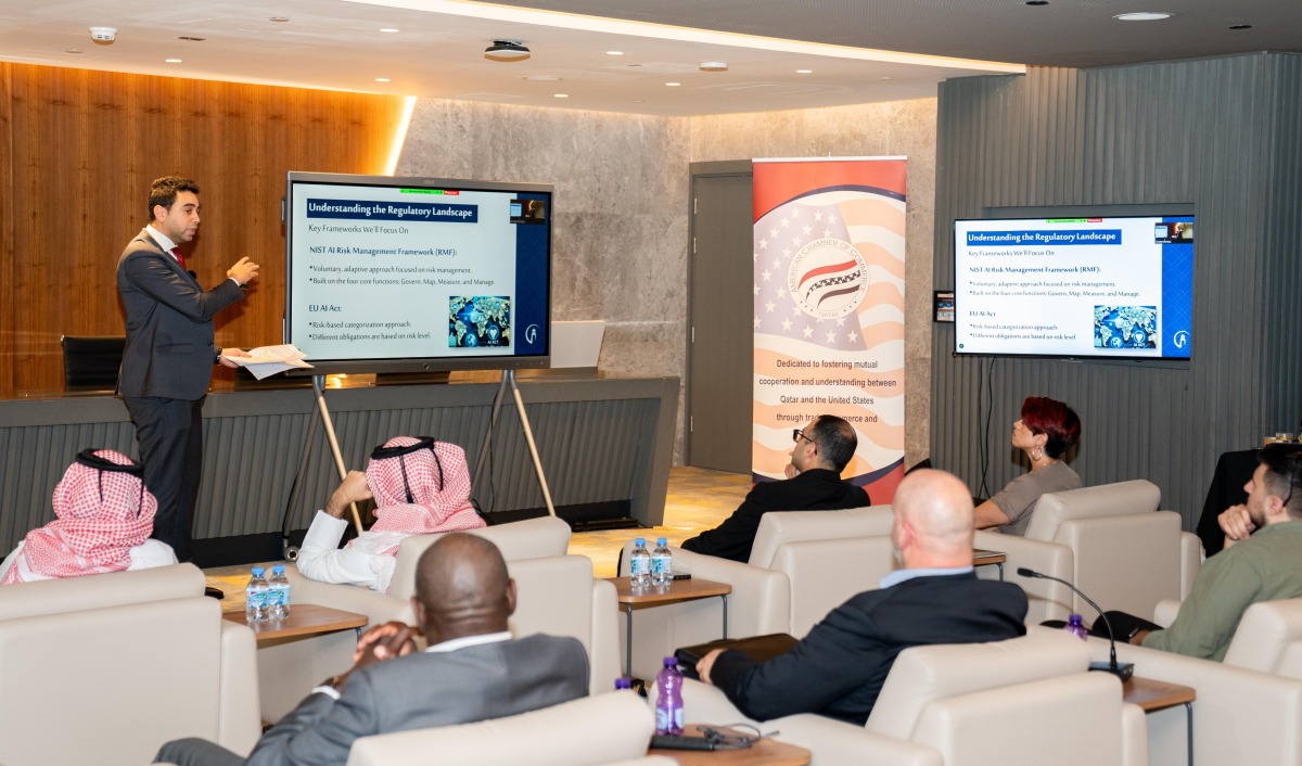 Mohamed ElBaih, Visiting Scholar from The George Washington University Law School interacting with the participants.