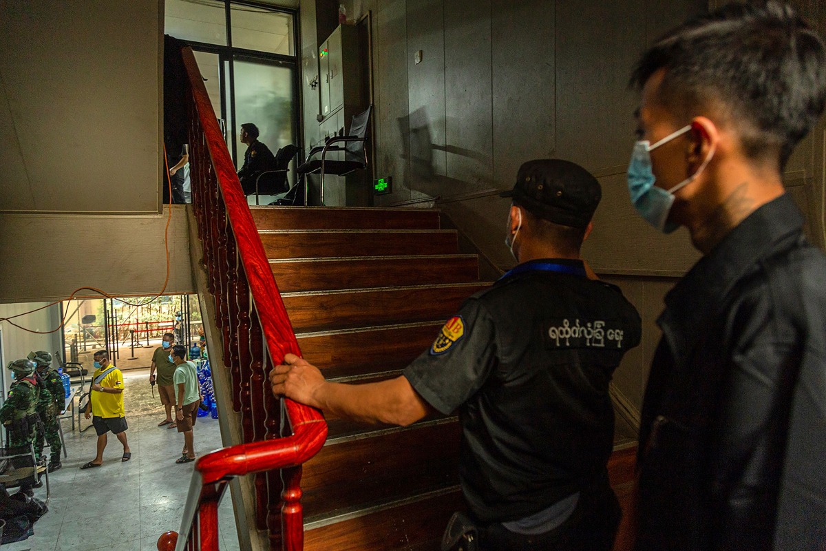 File photo: Members of the Karen Border Guard Force (BGF) carry out an inspection at a work place during a crackdown operation on illicit activity linked to scam centres in Shwe Kokko in Myanmar's eastern Myawaddy township on February 18, 2025. (Photo by AFP)