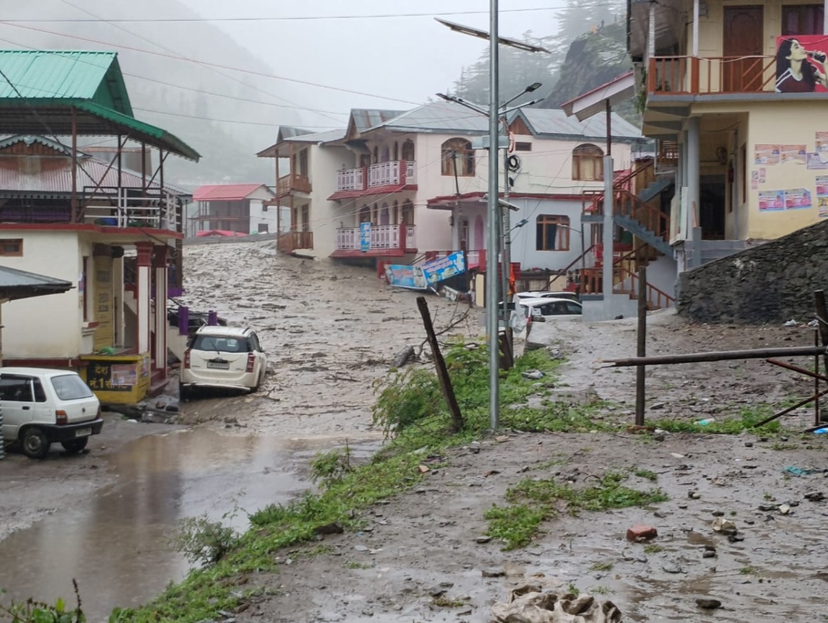 Pictures shared by the official social media handle of Uttarkashi Police. 