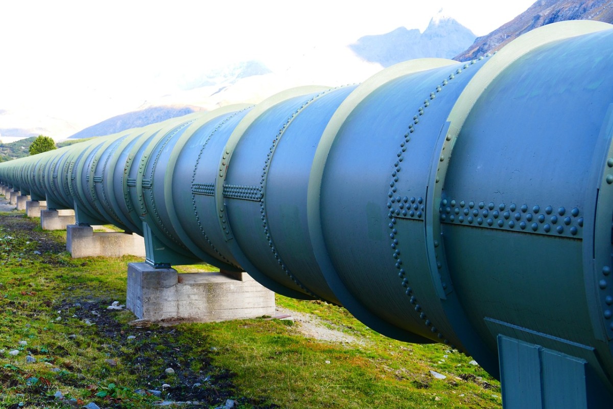 Pilgrims were hospitalised with respiratory problems after inhaling chlorine as the result of a leak at a water treatment station. Pic: Representational image