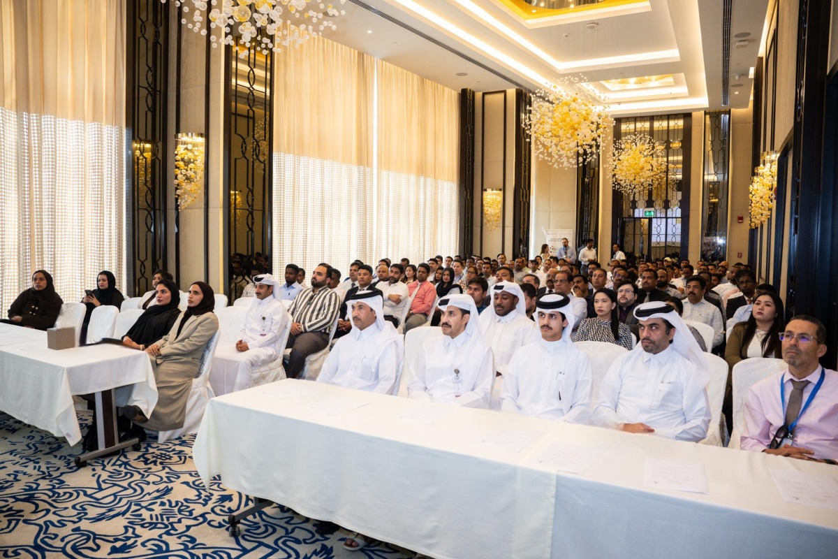  MoL officials and other participants during the workshop. 