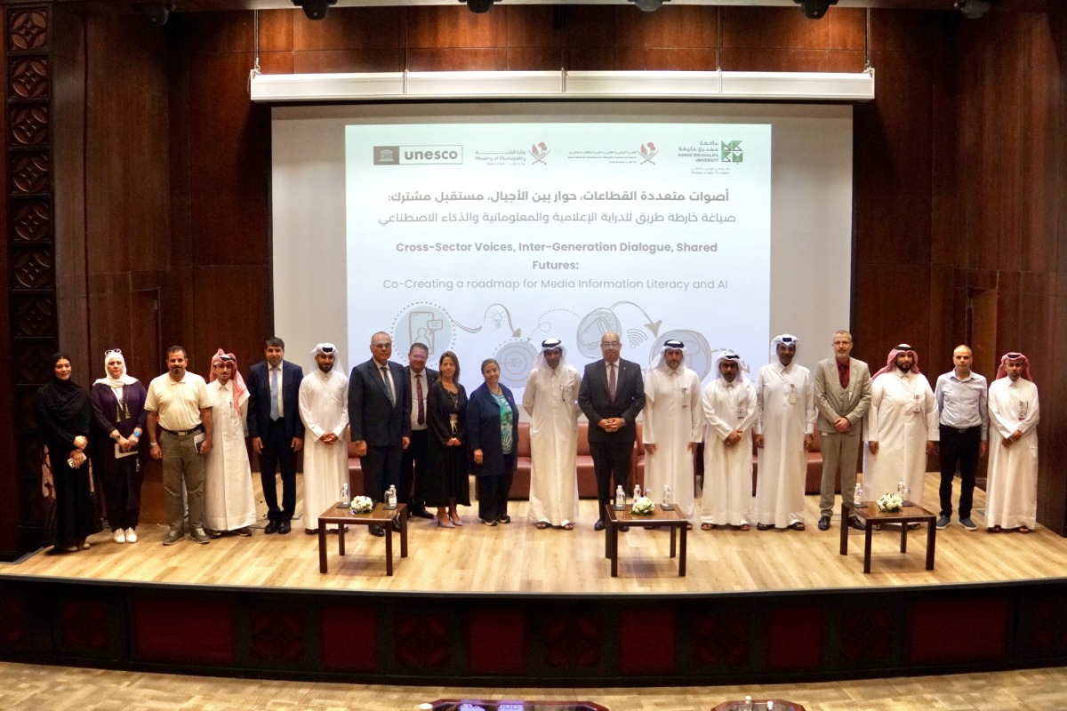 Officials and guests at the session yesterday.