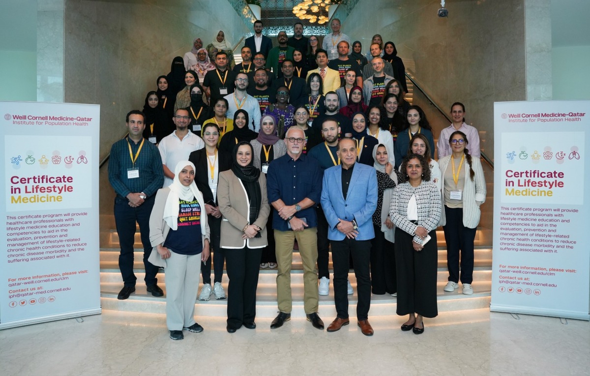 Dr. Ravinder Mamtani (second right front row), Dr. Sohaila Cheema (second left front row), with other speakers and programme participants.