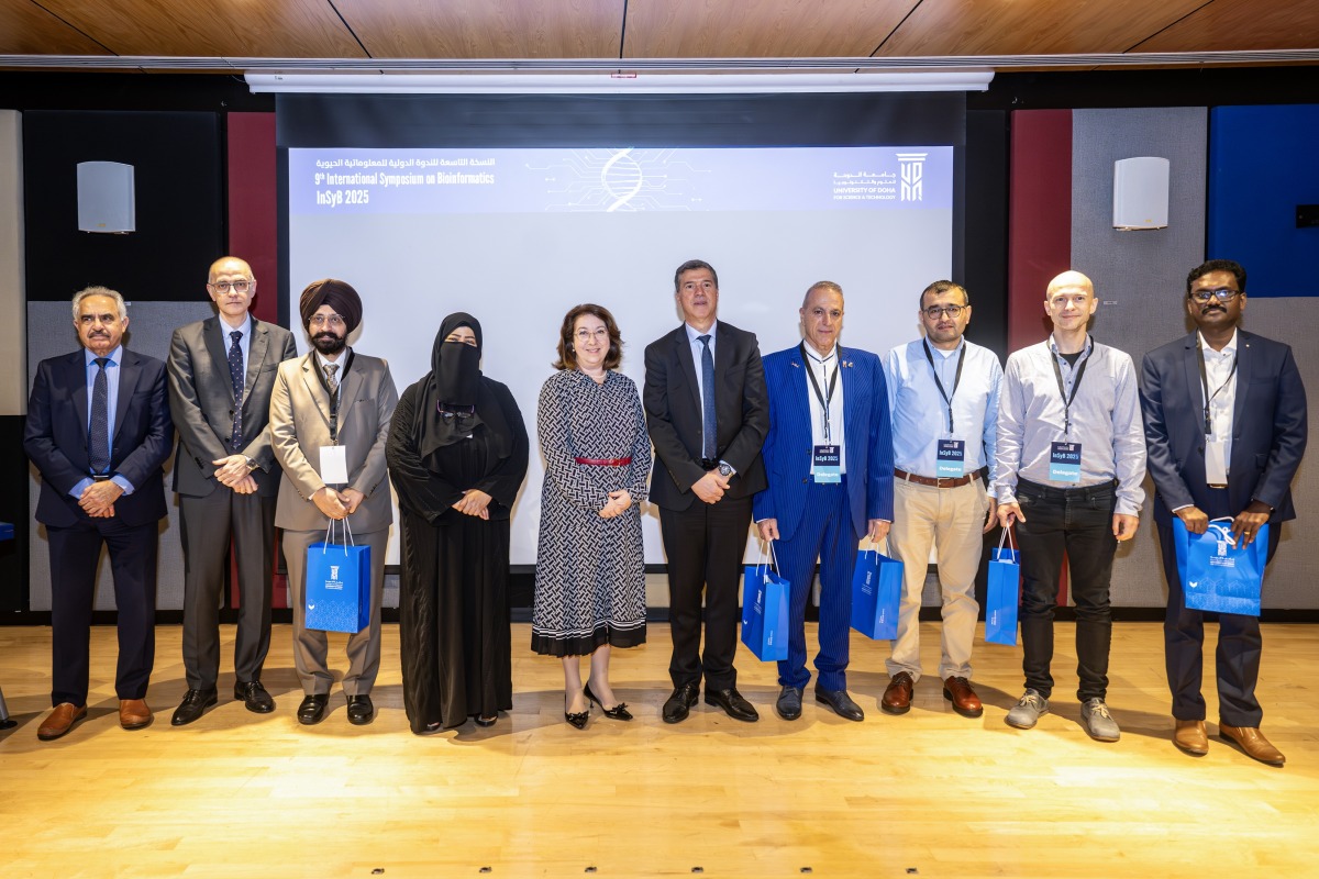 Scientists, researchers, and educators during the event. 