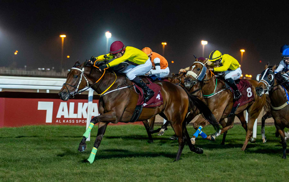 Jefferson Smith guides Glory Of The Stars to Lusail Cup victory. PIC: JUHAIM/QREC