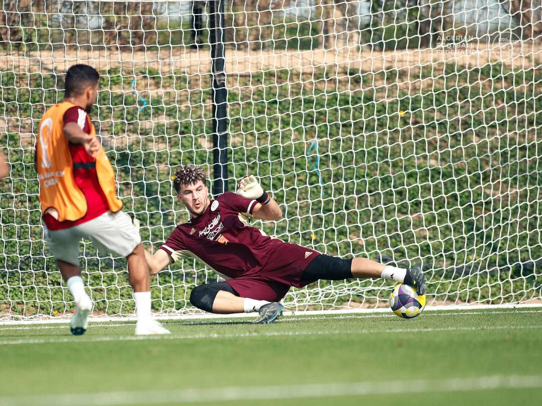 Algerian players during a training session.