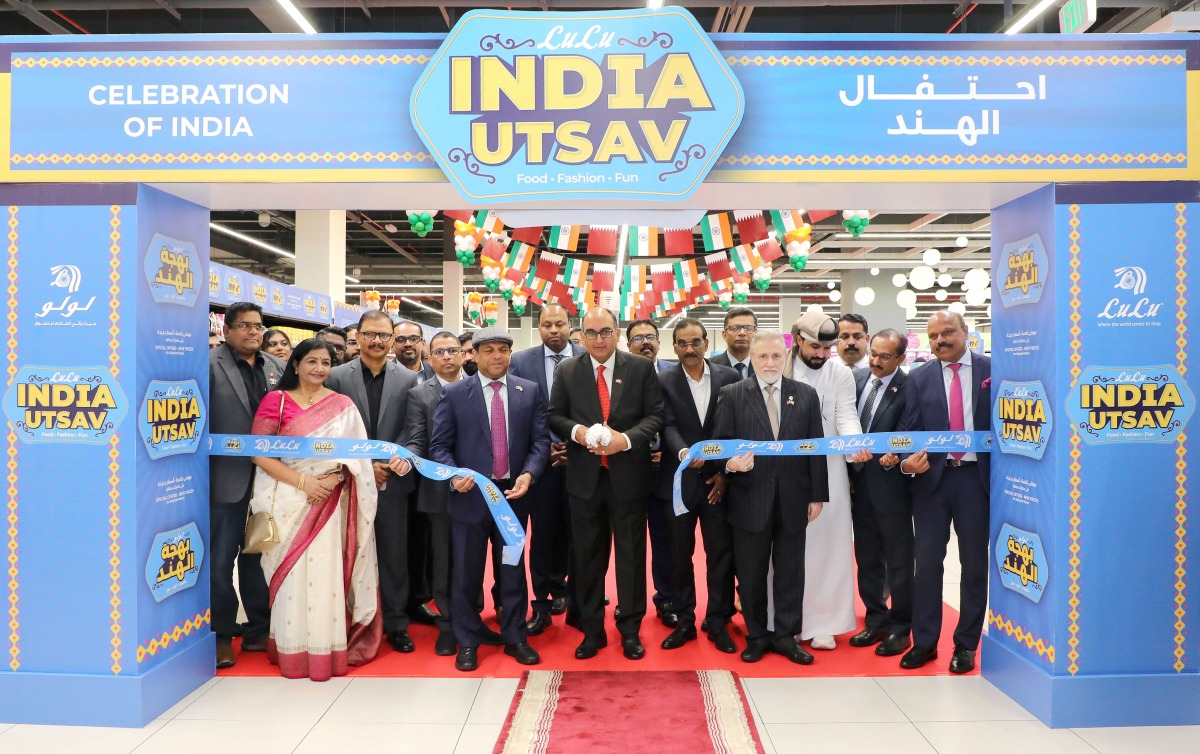 Ambassador of India to Qatar H E Vipul inaugurating the festival at LuLu Hypermarket, Al Gharafa, in the presence of LuLu Group Global Director Dr. Mohamed Althaf, senior officials of LuLu Group, and others.