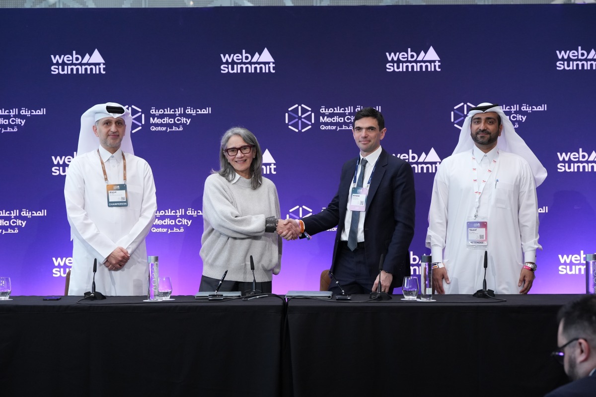 President of QSTP Rama Chakaki and Managing Director of TotalEnergies EP Qatar and Country Chair Antoine Delafargue with other officials. 