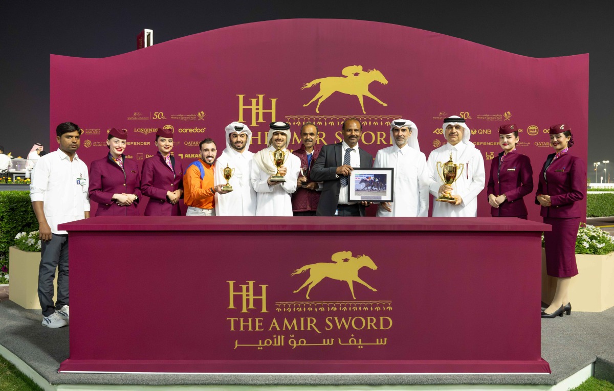 QREC Deputy CEO Ahmed Amanalla Al-Sheebani awarded trophies to the connections of Dubawi Spectre. PICS: Juhaim/QREC 