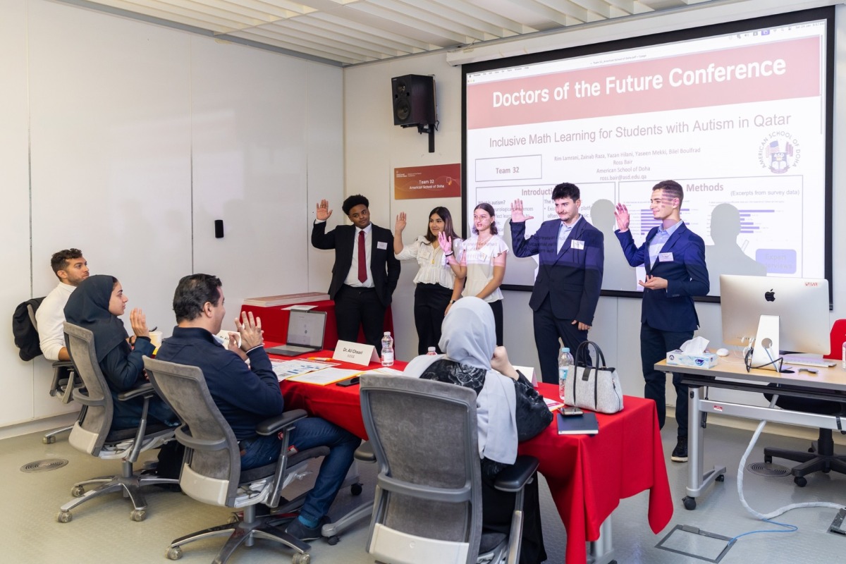 High school students present their research project to a panel of WCM-Q judges. The contest is part of WCM-Q’s Doctors of the Future Conference.