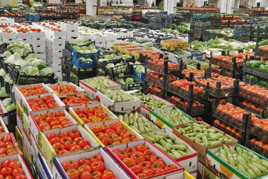 A view of the agricultural produce at the market. 
