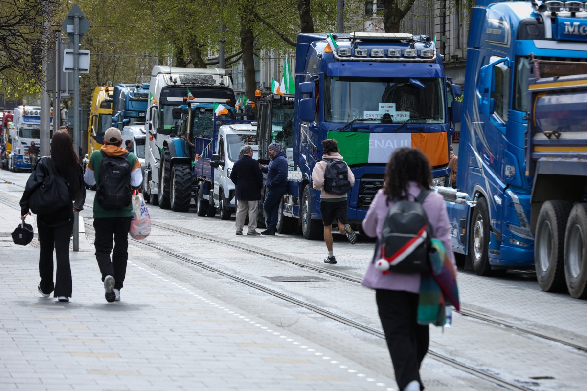 Trucks and tractors block O’Connell Street in the centre of the city, as protests continue for a third day against the rising cost of fuel due to the Middle East crisis, in central Dublin on April 9, 2026. (Photo by Paul Faith / AFP)
