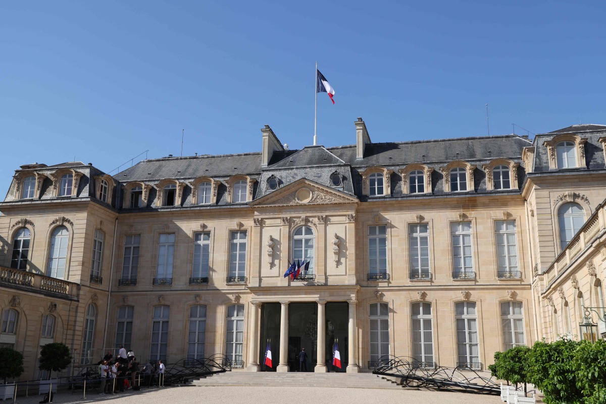 The main entrance to the Elysee palace is pictured in Paris on July 1, 2025. Photo by Ludovic MARIN / AFP