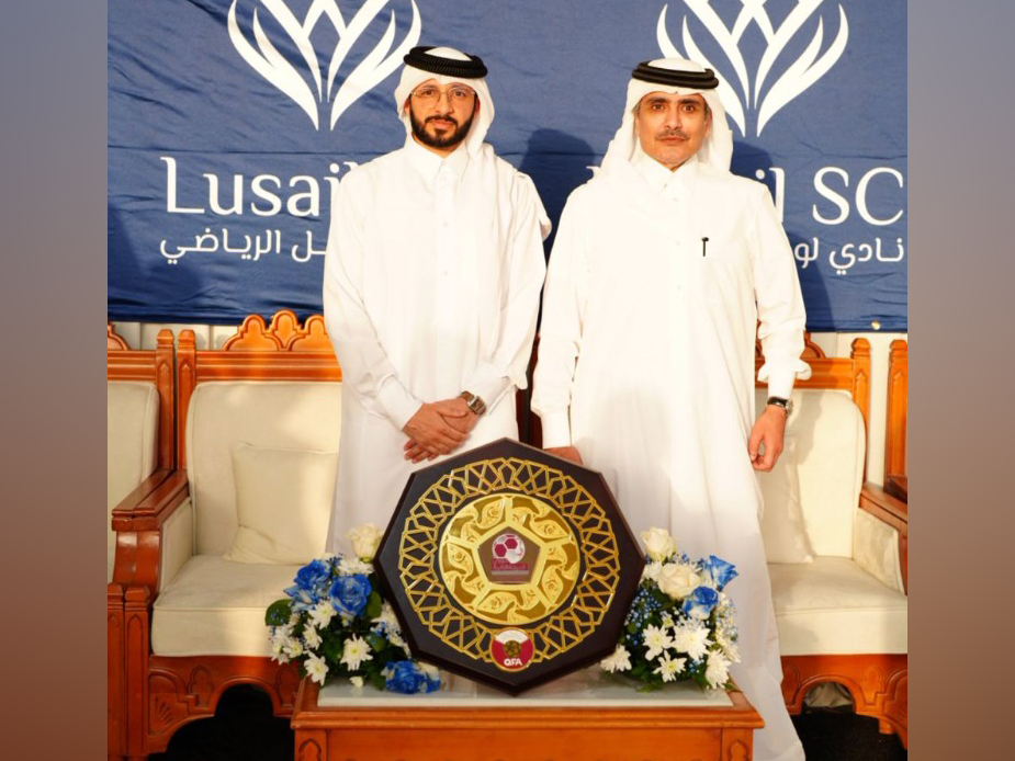 Lusail SC President Nawaf Mohammed Al-Mudahka with Sheikh Saud bin Khalid bin Hamad Al-Thani during the event held at Al-Aqla Lusail yesterday. 
