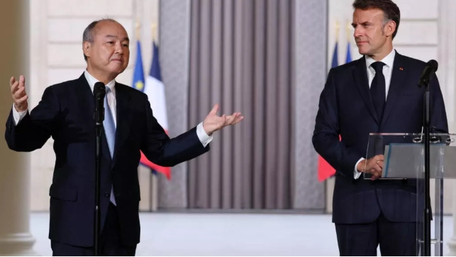 SoftBank's Masayoshi Son said France's nuclear-powered electricity was one of the reasons his firm chose to invest in the country. Ludovic MARIN / POOL/AFP