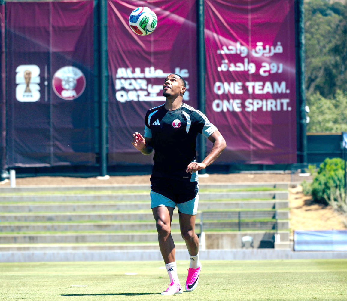 Qatar's defender Pedro Miguel 