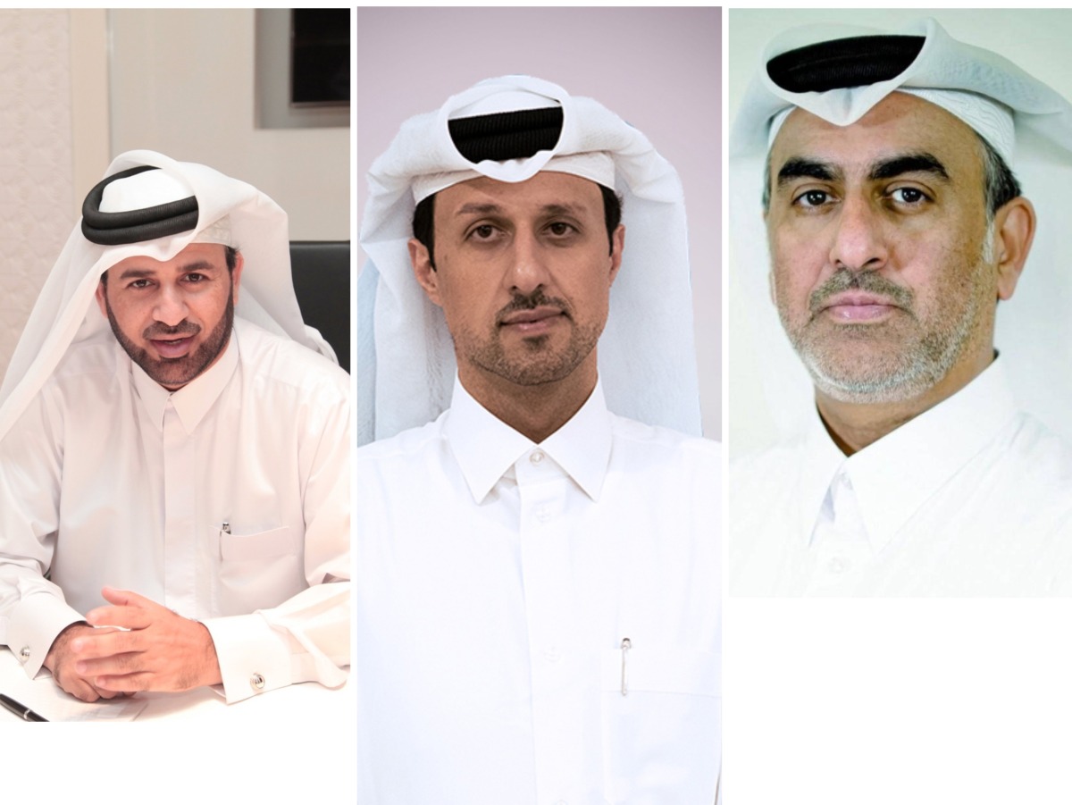 FROM LEFT: Chairman of the Organizing Committee and Vice Chairman of Bait Al-Mashura Finance Consultations Prof. Dr. Khalid bin Ibrahim Al-Sulaiti, Chief Marketing and Communications Officer at Dukhan Bank Talal Ahmed Al-Khaja, and Director-General of the General Directorate of Endowments at the Ministry of Endowments and Islamic Affairs Eng. Hassan Al Marzouqi.