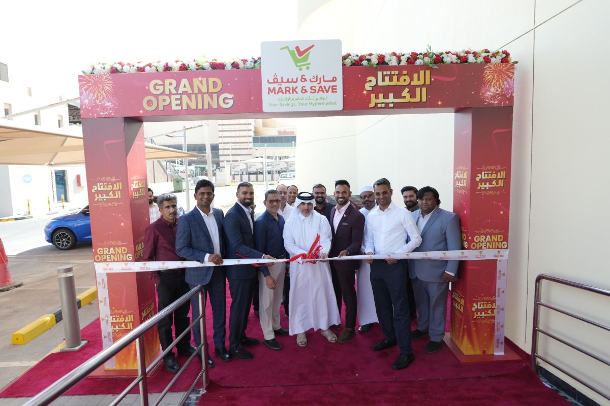 Officials and chief guest inaugurate the new store