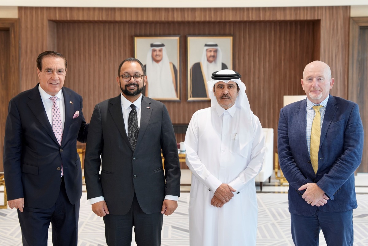 Ambassador of the United Kingdom to Qatar H E Neerav Patel; Director of Business and Trade at the British Embassy Ian Mason; and BCCQ Chairman Emad Turkman with QC Second Vice Chairman Rashid bin Hamad Al Athba during the meeting.